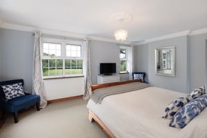 Photo 17- click for photo gallery